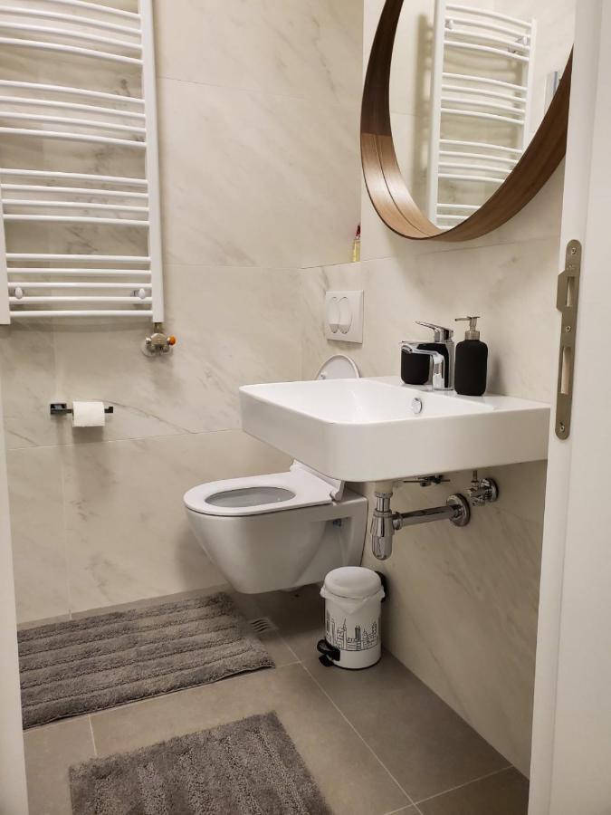 Apartman Natasa Sa Podzemnom Garazom Banja Luka Exterior photo